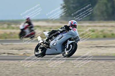 media/Apr-18-2025-TrackDaz (Fri) [[45f5874c44]]/B Group/Session 2 (Turn 7)/